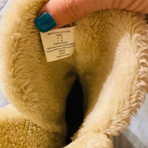 American Eagle winter boots